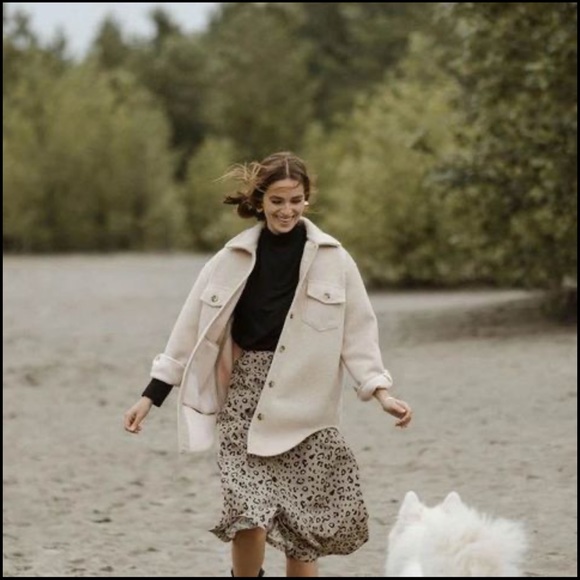 Jackson Rowe Panamint “Ganna Jacket” Beige - Picture 2 of 5